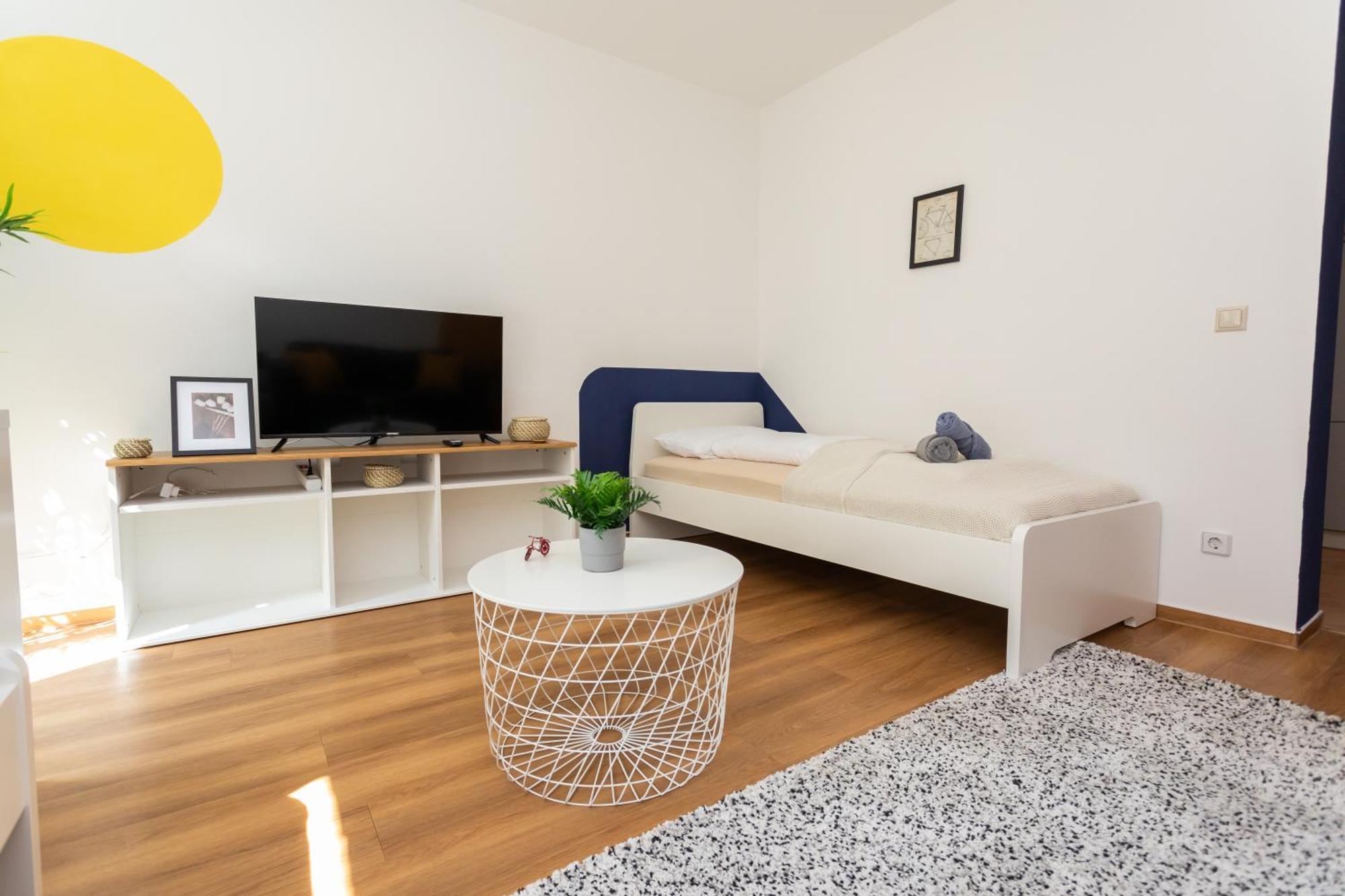 Fullhouse - Halle - R6 Apartments - Smarttv - Nespresso Exterior photo